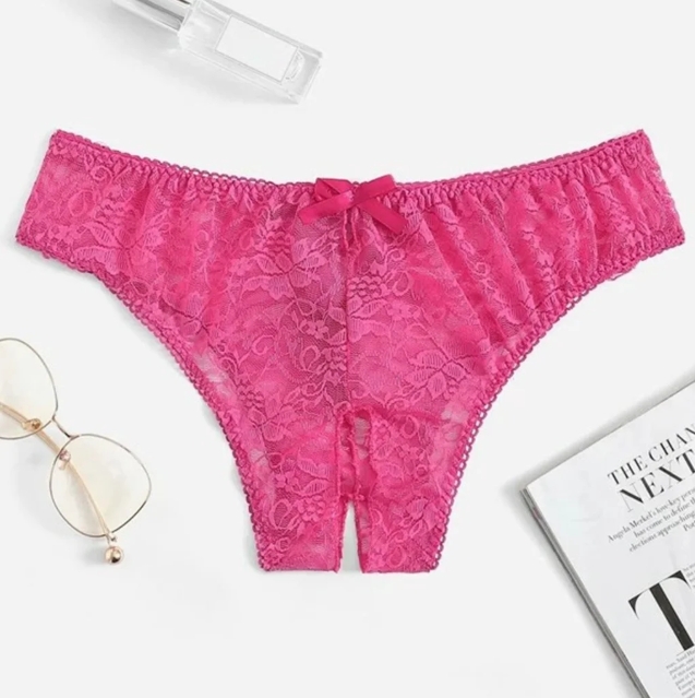 Crotchless Lace Briefs (7) Crotchless Lace Briefs (7)